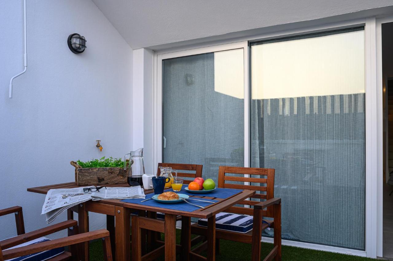 La Marinera House-Near The Beach, Fast Wifi, Air-Con On Main Bedroom And Sat Tv Плайя-Бланка Екстер'єр фото