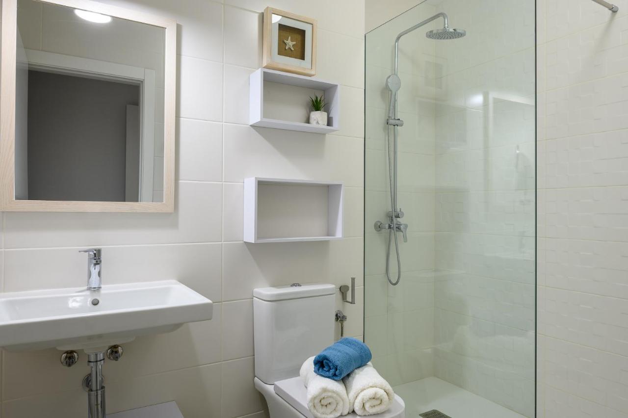 La Marinera House-Near The Beach, Fast Wifi, Air-Con On Main Bedroom And Sat Tv Плайя-Бланка Екстер'єр фото