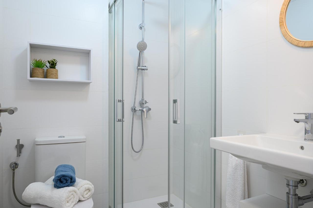 La Marinera House-Near The Beach, Fast Wifi, Air-Con On Main Bedroom And Sat Tv Плайя-Бланка Екстер'єр фото